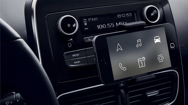 Renault R&Go system app displaying its features